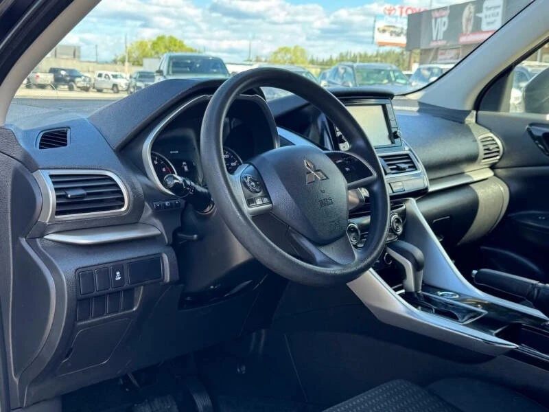 2019 Mitsubishi Eclipse Cross - Image 4 of 10