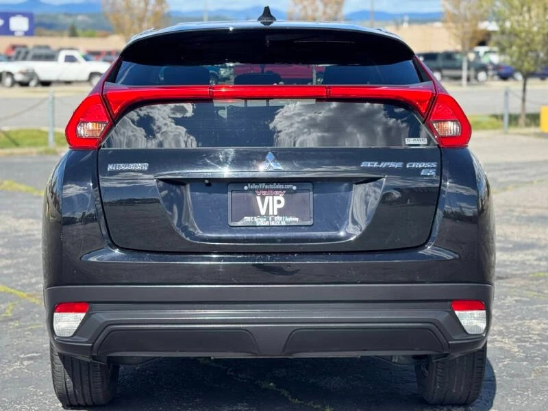 2019 Mitsubishi Eclipse Cross - Image 2 of 10