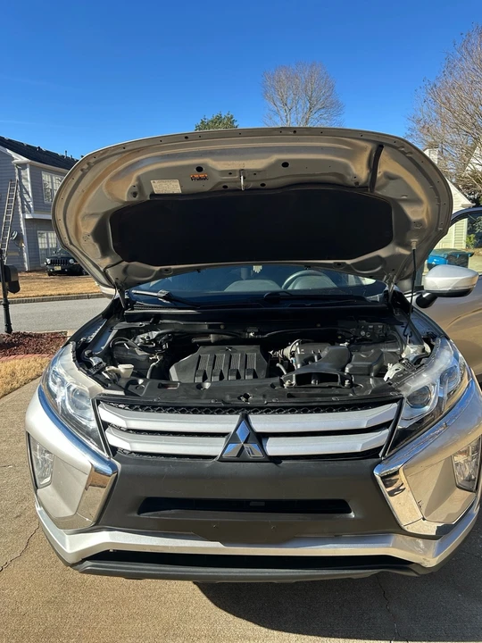 2019 Mitsubishi Eclipse Cross - Image 2 of 11