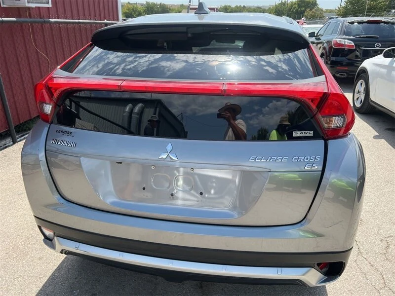 2019 Mitsubishi Eclipse Cross - Image 4 of 15