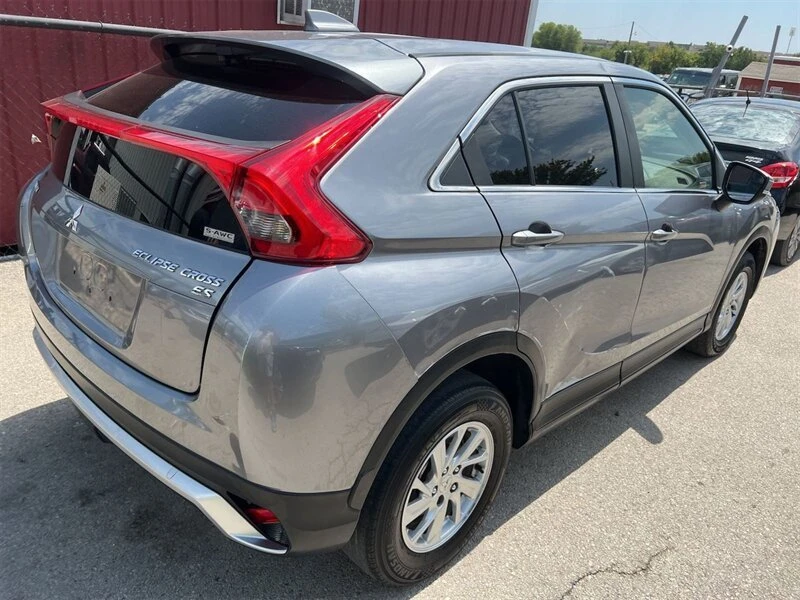 2019 Mitsubishi Eclipse Cross - Image 8 of 15
