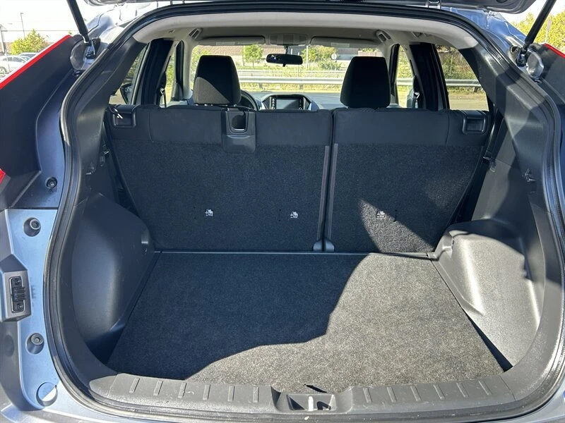2019 Mitsubishi Eclipse Cross - Image 9 of 20