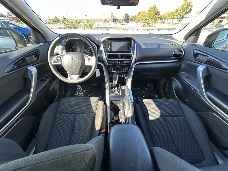 2019 Mitsubishi Eclipse Cross - Image 17 of 20