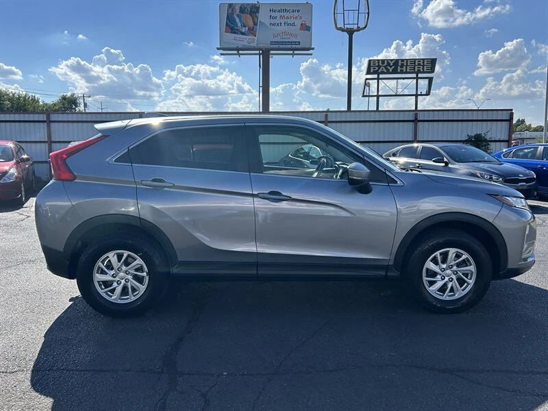 2019 Mitsubishi Eclipse Cross - Image 5 of 20