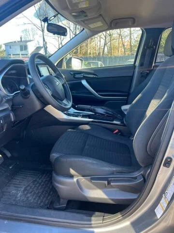 2019 Mitsubishi Eclipse Cross - Image 10 of 12