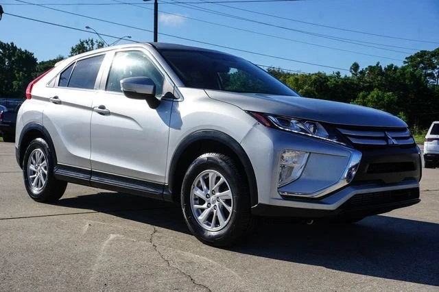2019 Mitsubishi Eclipse Cross - Image 2 of 19