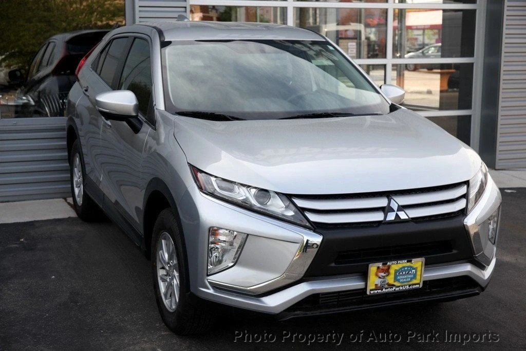 2019 Mitsubishi Eclipse Cross - Image 9 of 12