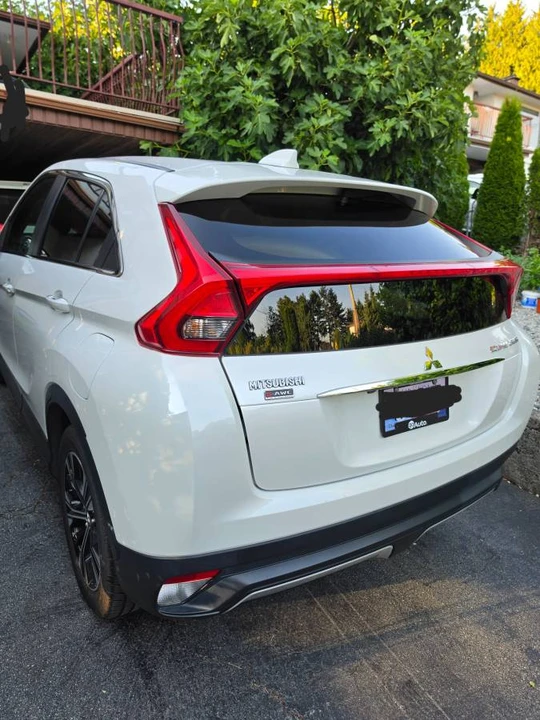 2019 Mitsubishi Eclipse Cross - Image 6 of 11