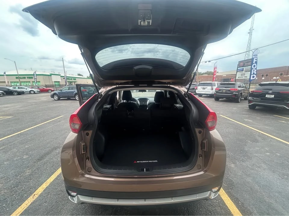 2019 Mitsubishi Eclipse Cross - Image 9 of 10