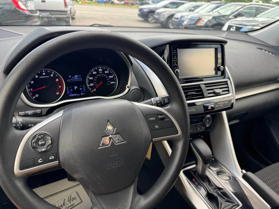 2019 Mitsubishi Eclipse Cross - Image 14 of 20