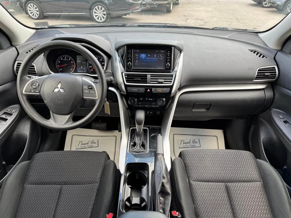 2019 Mitsubishi Eclipse Cross - Image 13 of 20
