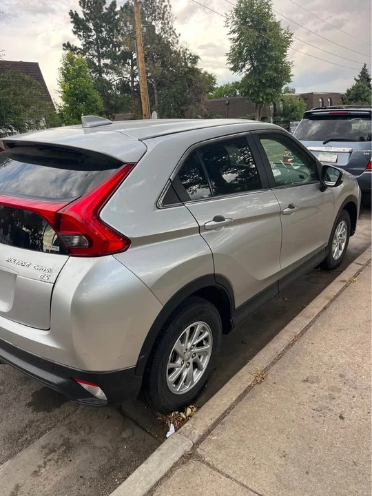 2019 Mitsubishi Eclipse Cross - Image 3 of 6