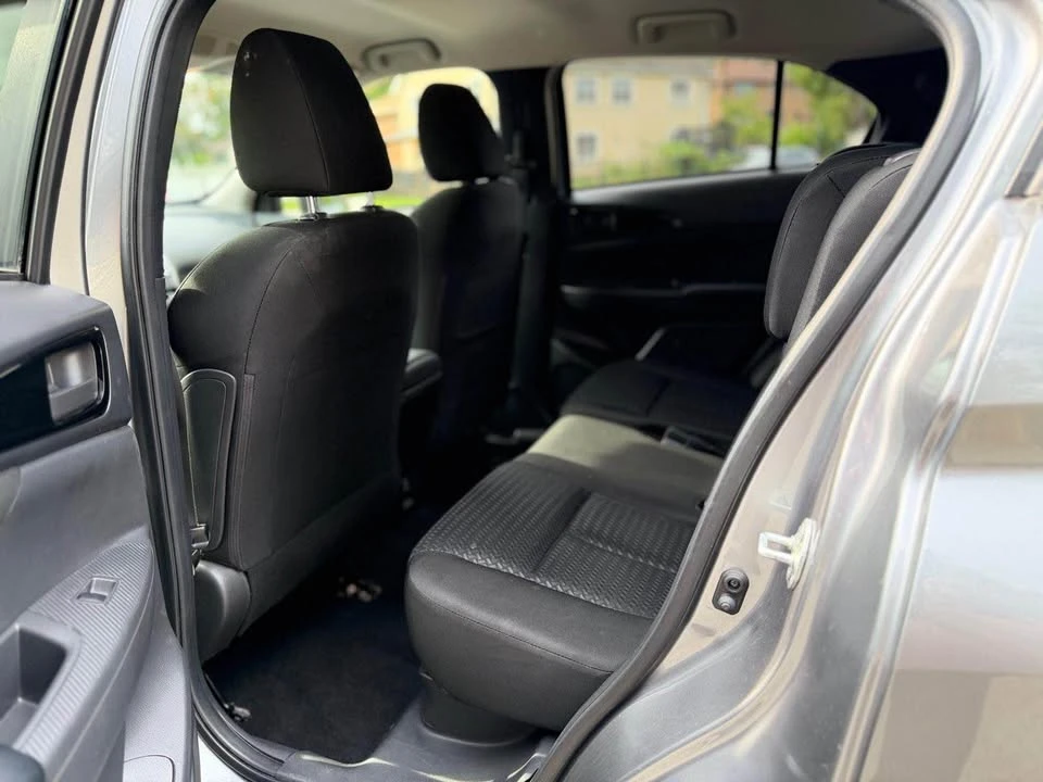 2019 Mitsubishi Eclipse Cross - Image 11 of 18