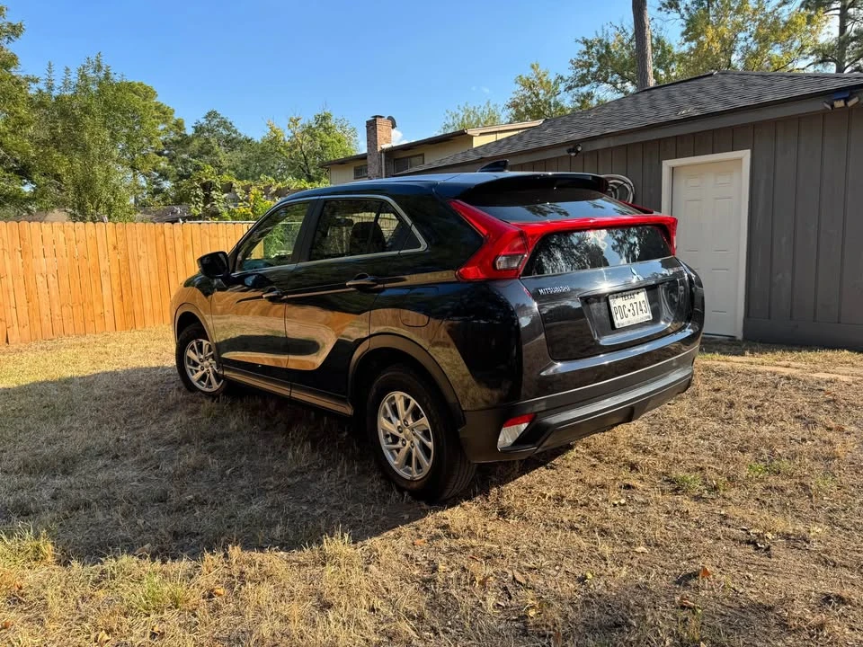 2019 Mitsubishi Eclipse Cross - Image 5 of 16