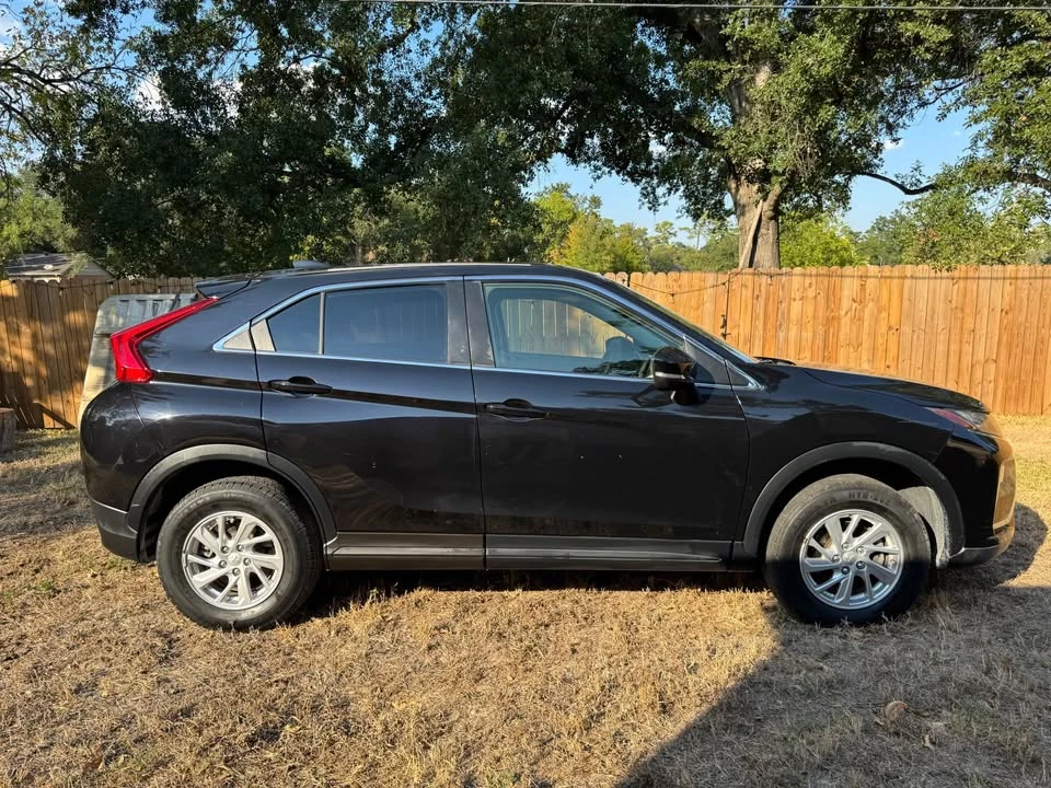 2019 Mitsubishi Eclipse Cross - Image 6 of 16