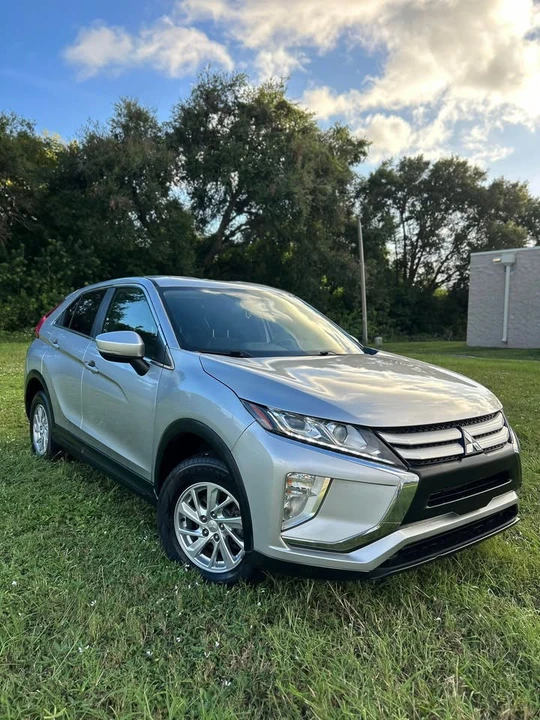 2019 Mitsubishi Eclipse Cross - Image 2 of 10
