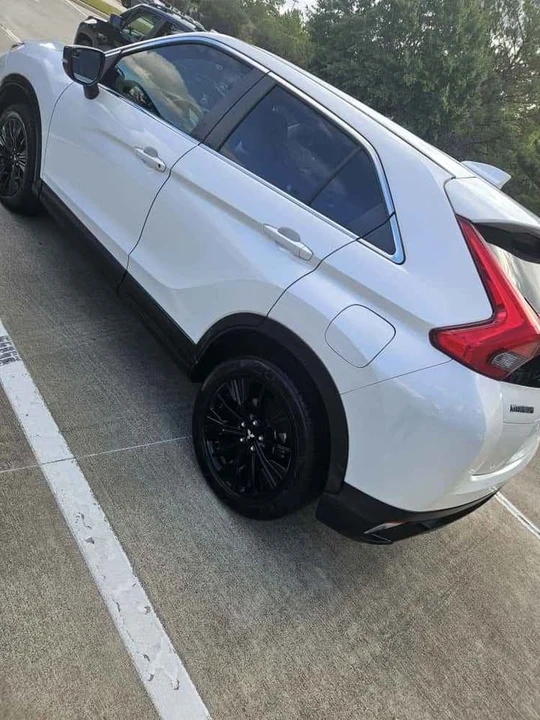 2019 Mitsubishi Eclipse Cross - Image 4 of 6