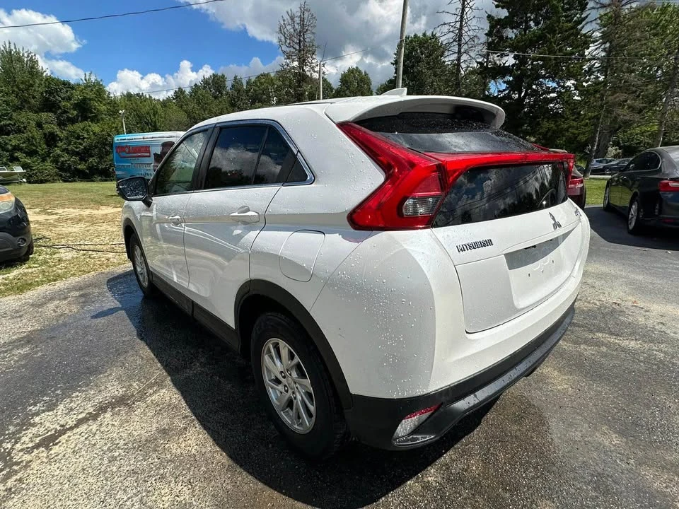 2019 Mitsubishi Eclipse Cross - Image 5 of 10