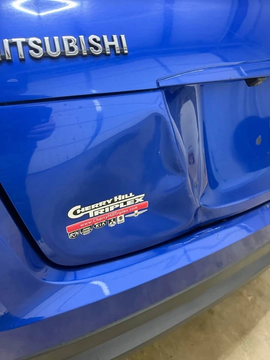 2019 Mitsubishi Eclipse Cross - Image 9 of 20