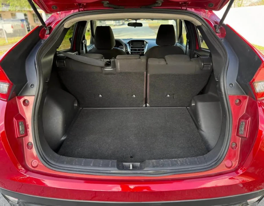 2019 Mitsubishi Eclipse Cross - Image 5 of 14
