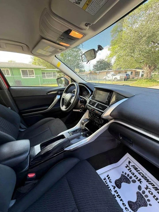 2019 Mitsubishi Eclipse Cross - Image 11 of 14