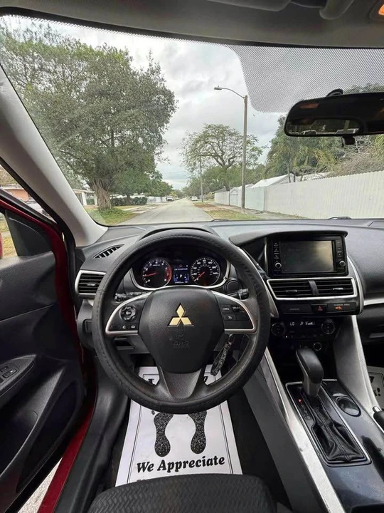 2019 Mitsubishi Eclipse Cross - Image 6 of 14