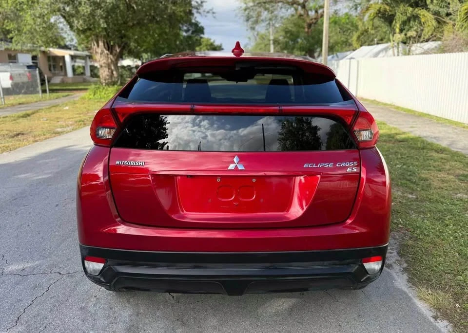 2019 Mitsubishi Eclipse Cross - Image 4 of 14