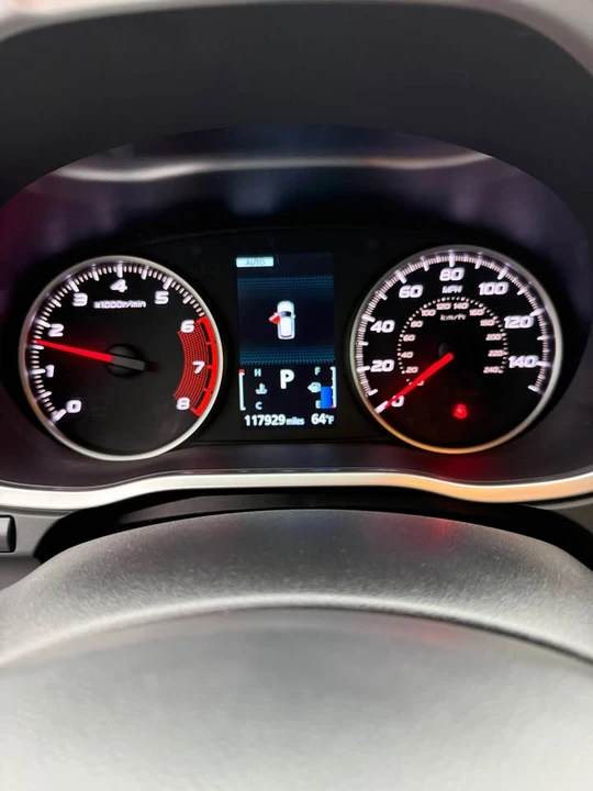 2019 Mitsubishi Eclipse Cross - Image 6 of 11
