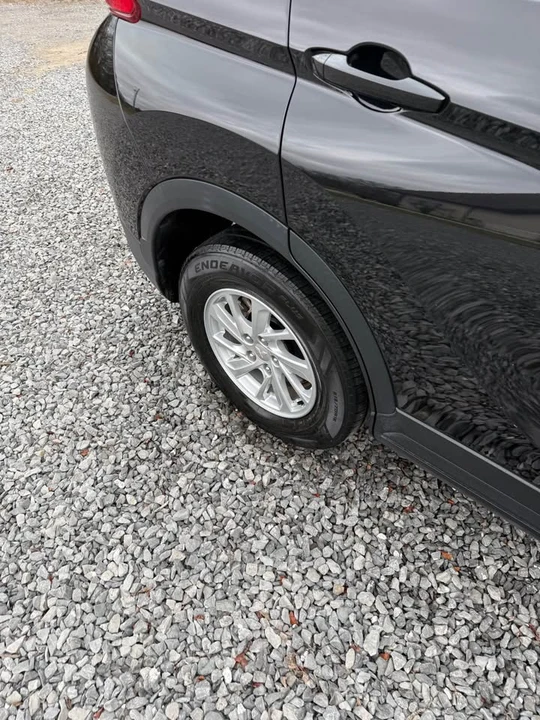 2019 Mitsubishi Eclipse Cross - Image 10 of 11