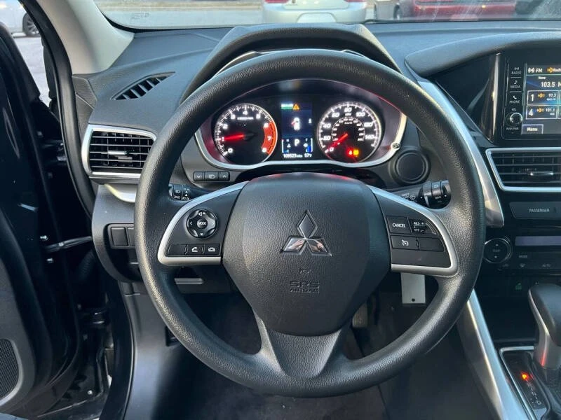 2019 Mitsubishi Eclipse Cross - Image 17 of 20