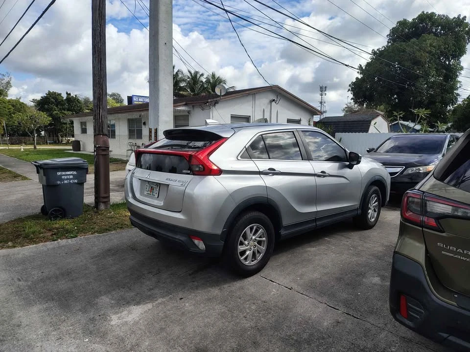 2019 Mitsubishi Eclipse Cross - Image 4 of 5