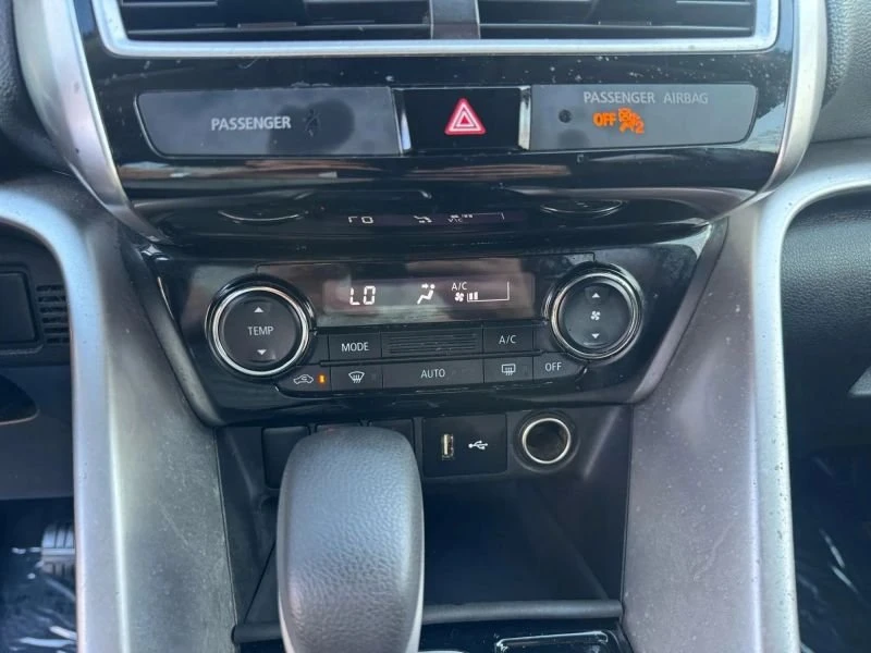 2019 Mitsubishi Eclipse Cross - Image 14 of 20