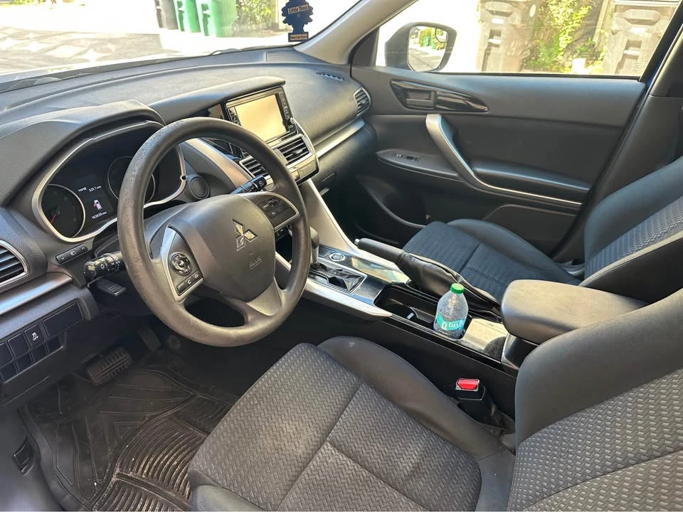 2019 Mitsubishi Eclipse Cross - Image 4 of 5