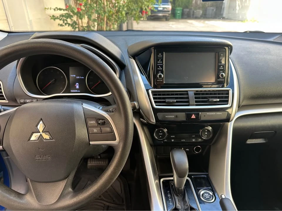 2019 Mitsubishi Eclipse Cross - Image 5 of 5