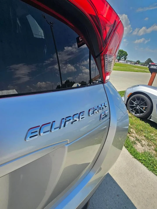2019 Mitsubishi Eclipse Cross - Image 18 of 19