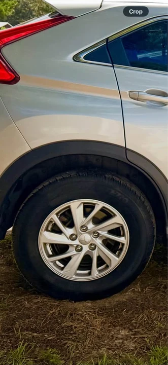 2019 Mitsubishi Eclipse Cross - Image 2 of 11