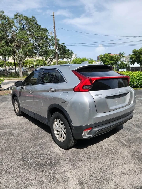 2019 Mitsubishi Eclipse Cross - Image 2 of 5