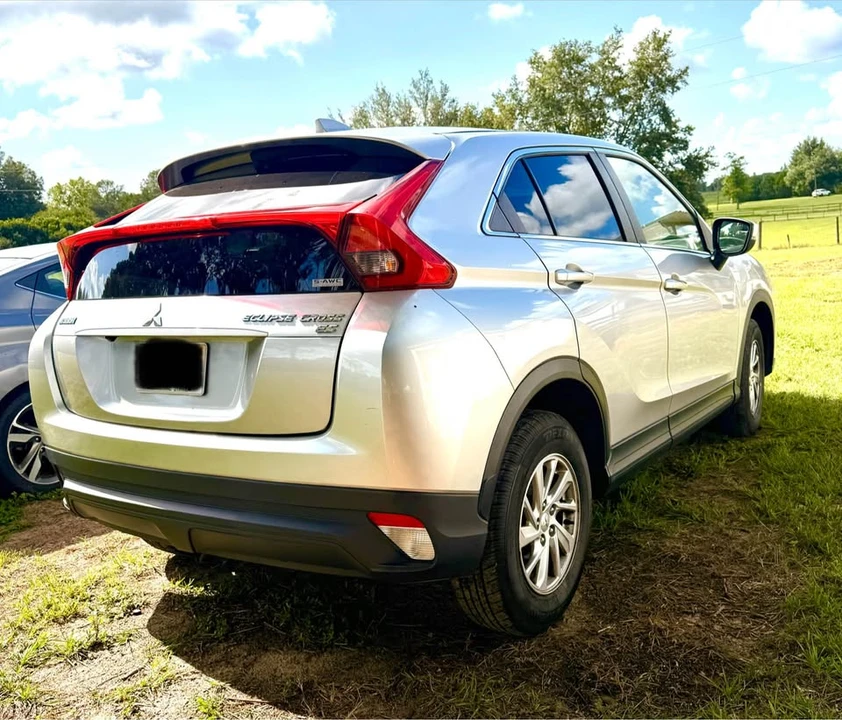 2019 Mitsubishi Eclipse Cross - Image 4 of 11