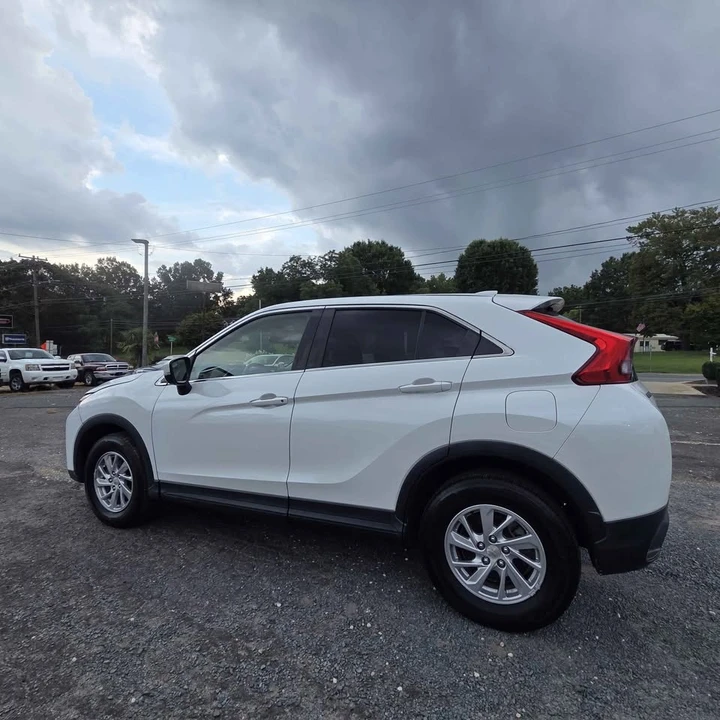2019 Mitsubishi Eclipse Cross - Image 6 of 15