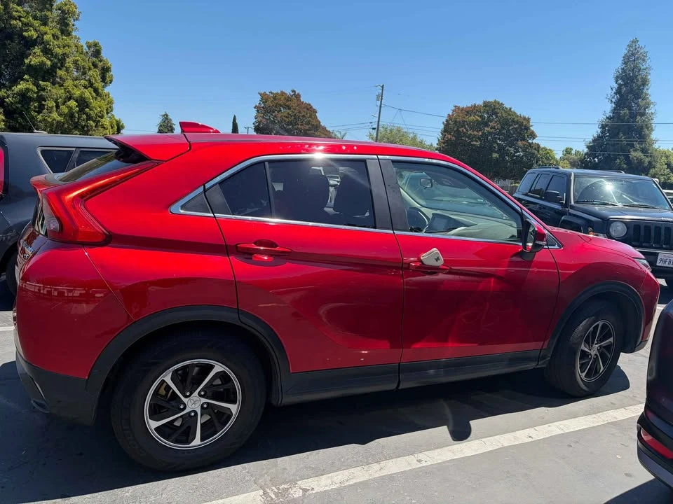 2019 Mitsubishi Eclipse Cross - Image 4 of 5