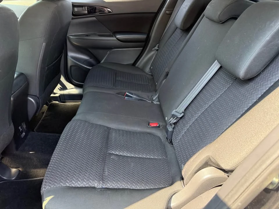 2019 Mitsubishi Eclipse Cross - Image 8 of 12