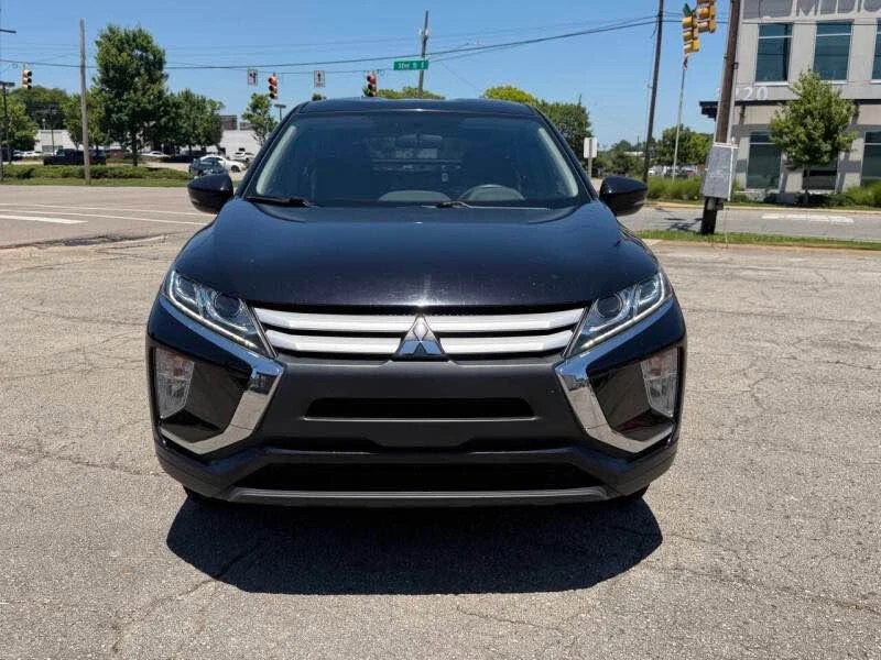 2019 Mitsubishi Eclipse Cross - Image 4 of 20
