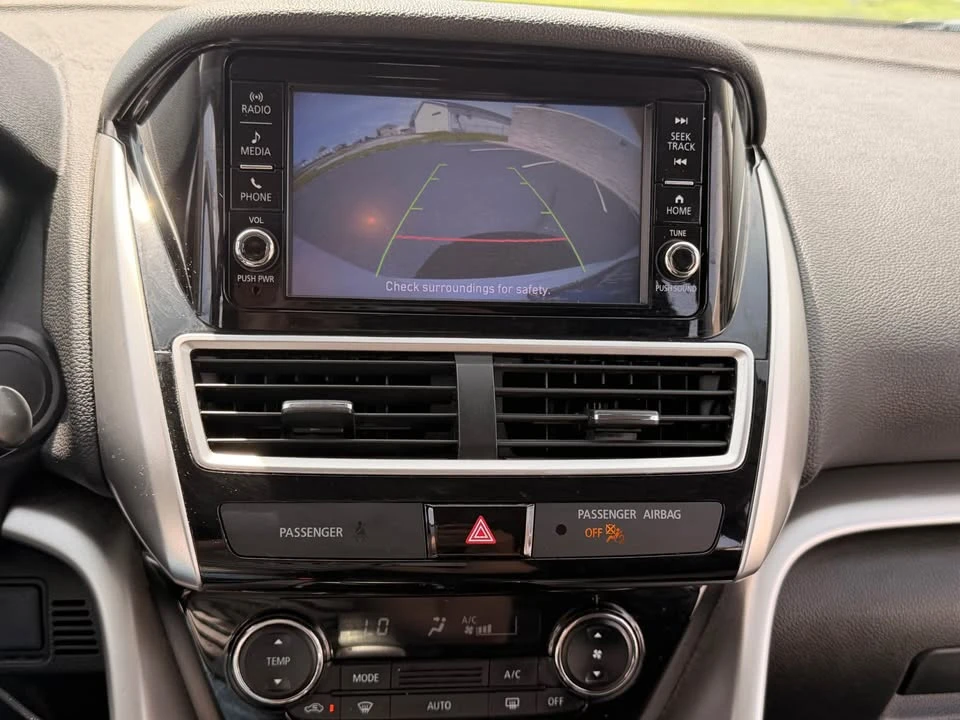 2019 Mitsubishi Eclipse Cross - Image 14 of 20