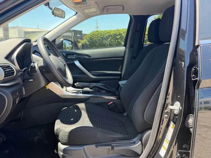 2019 Mitsubishi Eclipse Cross - Image 12 of 20