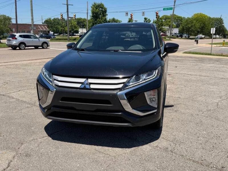 2019 Mitsubishi Eclipse Cross - Image 3 of 20