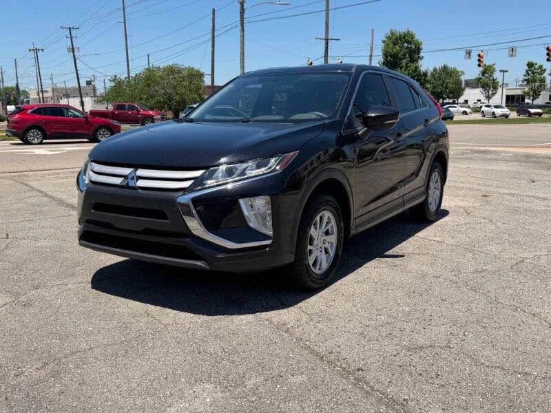 2019 Mitsubishi Eclipse Cross - Image 2 of 20