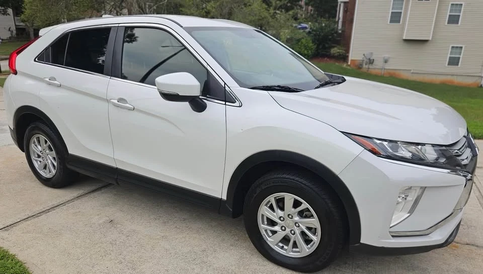2019 Mitsubishi Eclipse Cross - Image 3 of 14