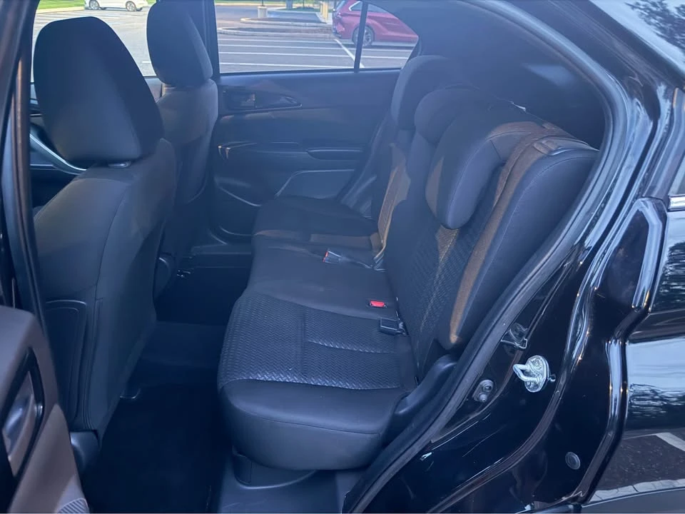 2019 Mitsubishi Eclipse Cross - Image 8 of 20