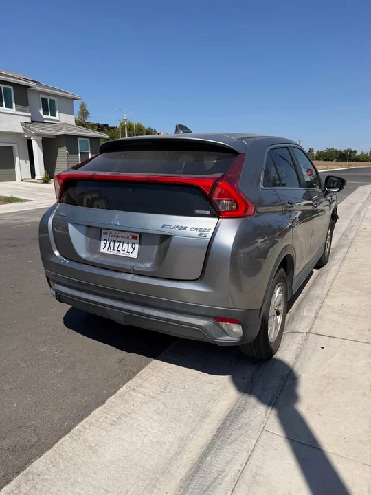 2019 Mitsubishi Eclipse Cross - Image 4 of 7