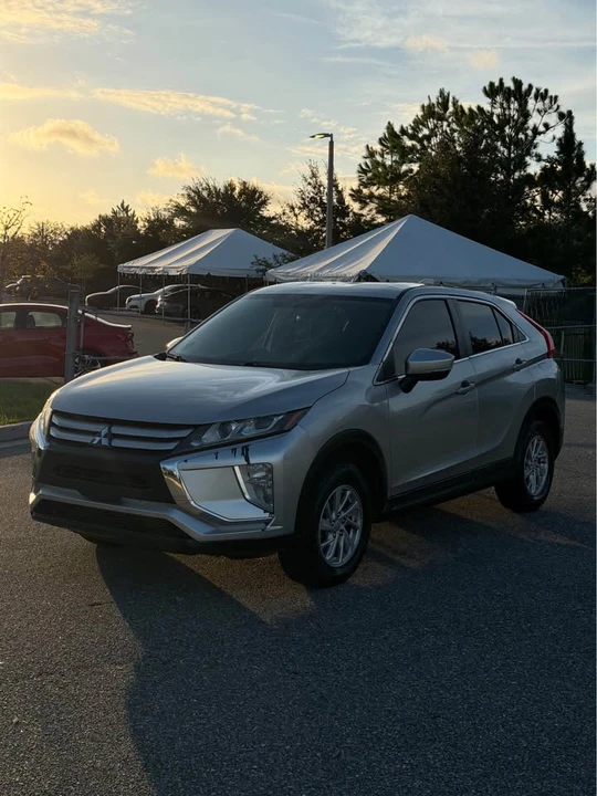 2019 Mitsubishi Eclipse Cross - Image 7 of 18